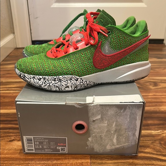 Nike Other - Nike LeBron XX 20’s Green apple, Men’s 10